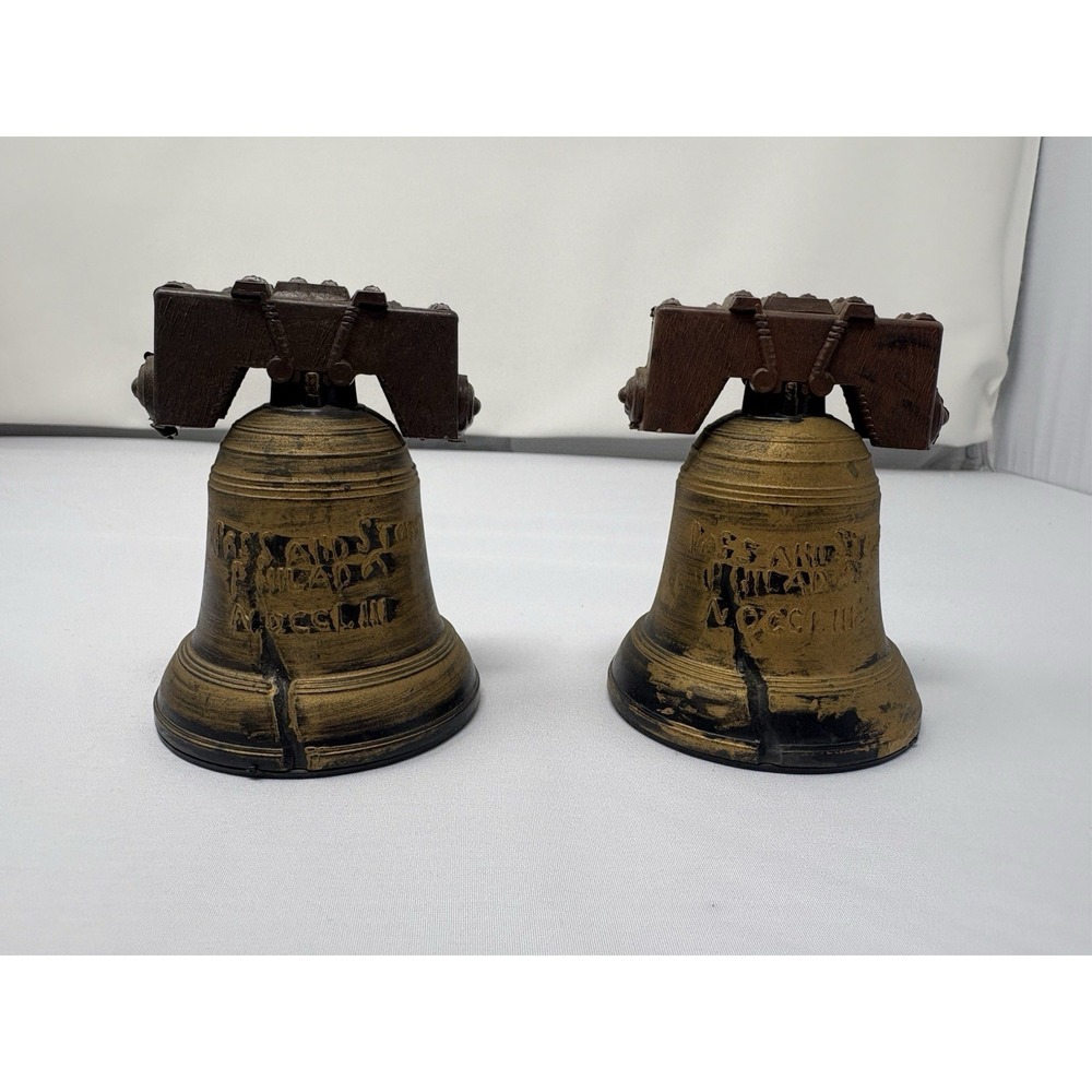 Vintage Liberty Bell Salt & Pepper Shakers 3.5" Plastic Hong Kong